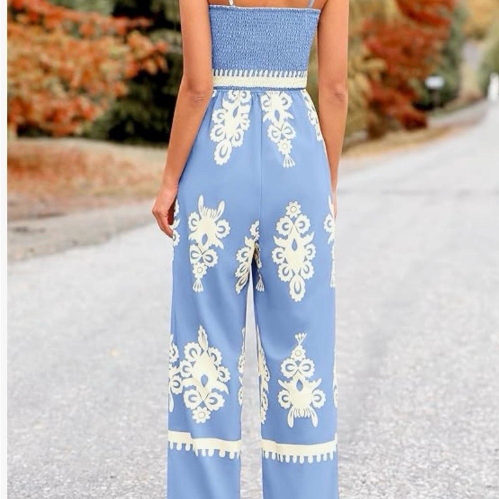 Cream and Blue Ornate Pattern Jumpsuit - Picture 3 of 6